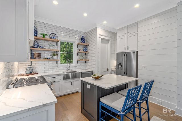 309A S School Street, Fairhope, AL 36532