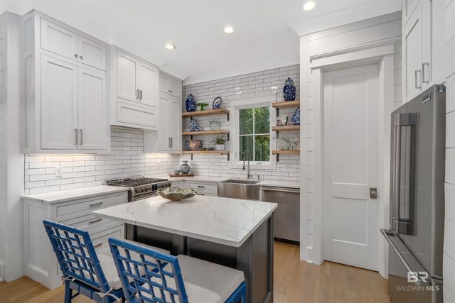 309A S School Street, Fairhope, AL 36532