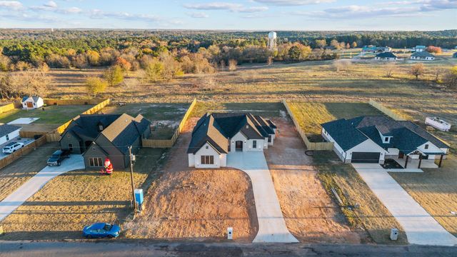 15674 County Road 436, Lindale, TX 75771