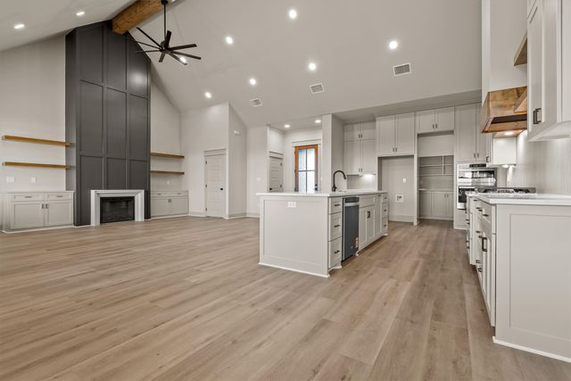 15674 County Road 436, Lindale, TX 75771