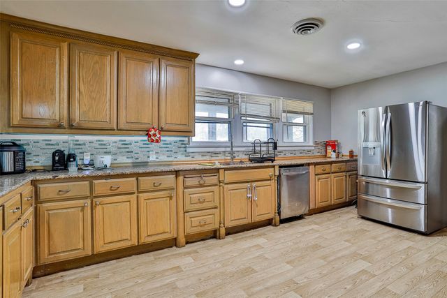 1420 Lake Shore Drive, Fort Worth, TX 76103