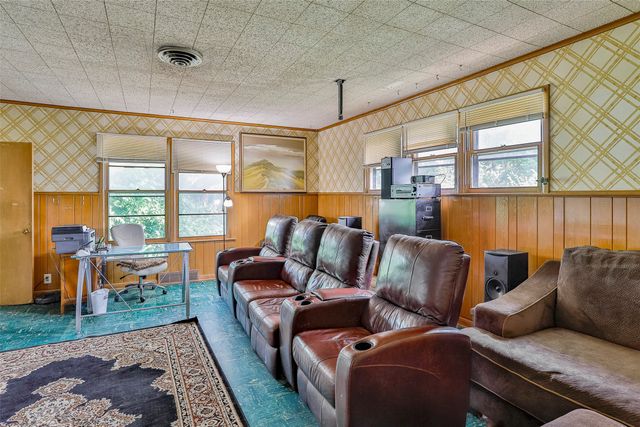 1420 Lake Shore Drive, Fort Worth, TX 76103