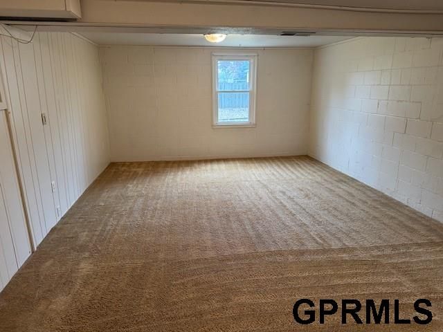 2333 Olive Street, Bellevue, NE 68147