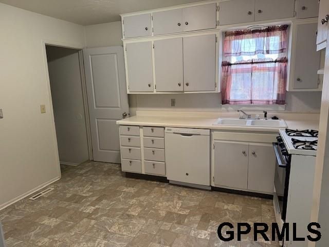 2333 Olive Street, Bellevue, NE 68147