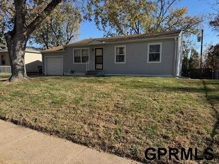 2333 Olive Street, Bellevue, NE 68147