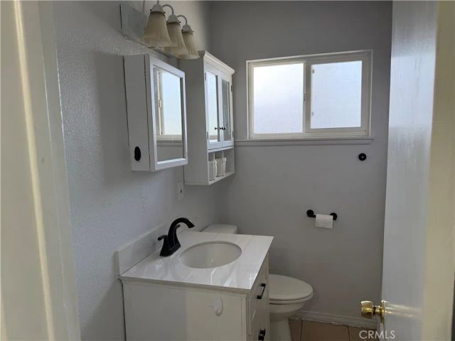 2601 Dore Drive, Bakersfield, CA 93304