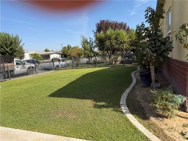 2601 Dore Drive, Bakersfield, CA 93304