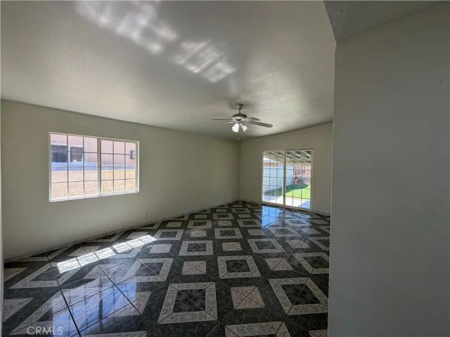 2601 Dore Drive, Bakersfield, CA 93304