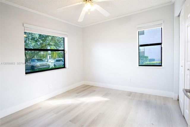 1000 NW 106th Terrace 101, Pembroke Pines, FL 33026
