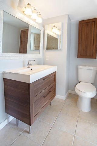 1000 NW 106th Terrace 101, Pembroke Pines, FL 33026