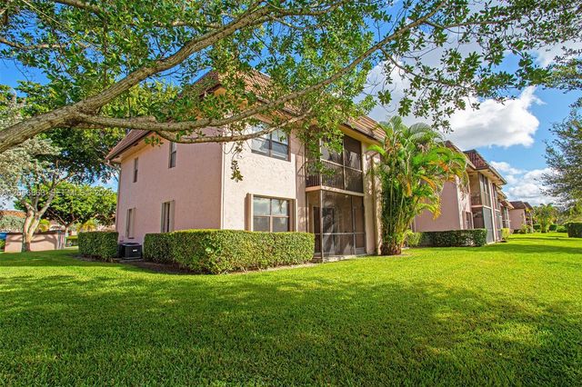 1000 NW 106th Terrace 101, Pembroke Pines, FL 33026