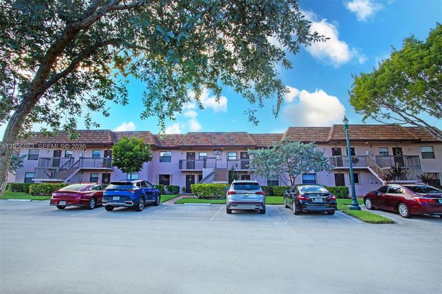 1000 NW 106th Terrace 101, Pembroke Pines, FL 33026