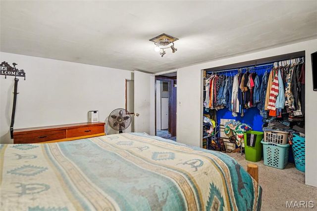 64 Mocking Bird Lane, Hawk Point, MO 63349