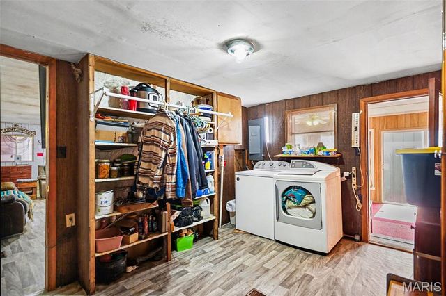 64 Mocking Bird Lane, Hawk Point, MO 63349