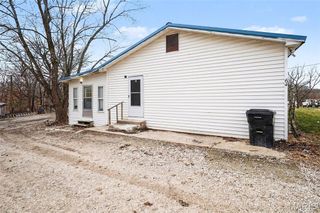 64 Mocking Bird Lane, Hawk Point, MO 63349