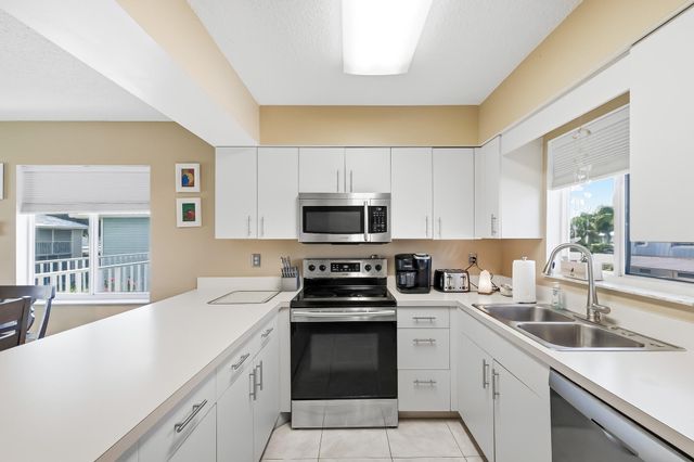 191 SE Village Dr Unit 191, Port St Lucie, FL 34952