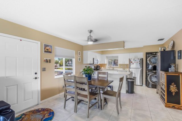 191 SE Village Dr Unit 191, Port St Lucie, FL 34952