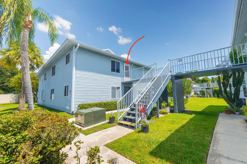 191 SE Village Dr Unit 191, Port St Lucie, FL 34952