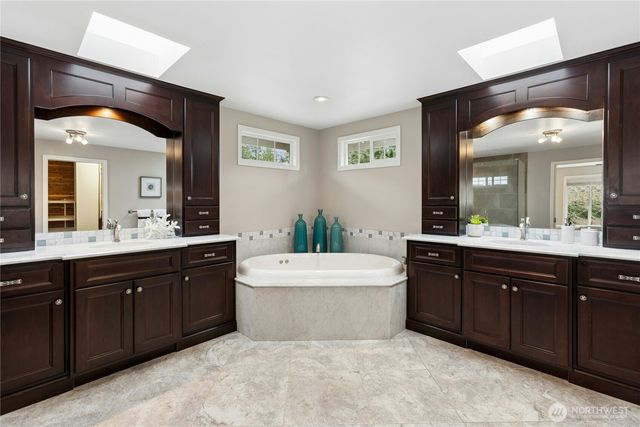 23512 NE 19th Drive, Sammamish, WA 98074