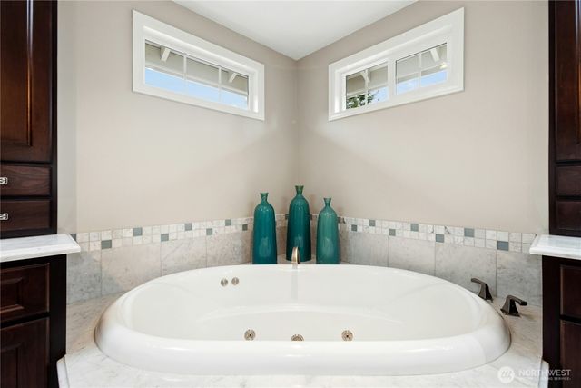 23512 NE 19th Drive, Sammamish, WA 98074