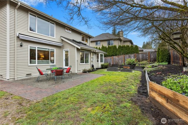 23512 NE 19th Drive, Sammamish, WA 98074