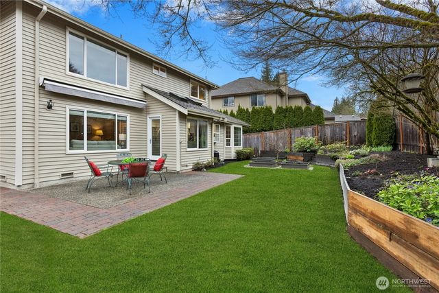 23512 NE 19th Drive, Sammamish, WA 98074