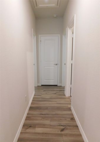 229 Briarwood Lane, Lake Dallas, TX 75065