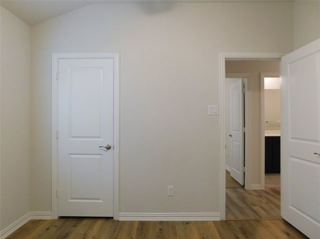 229 Briarwood Lane, Lake Dallas, TX 75065