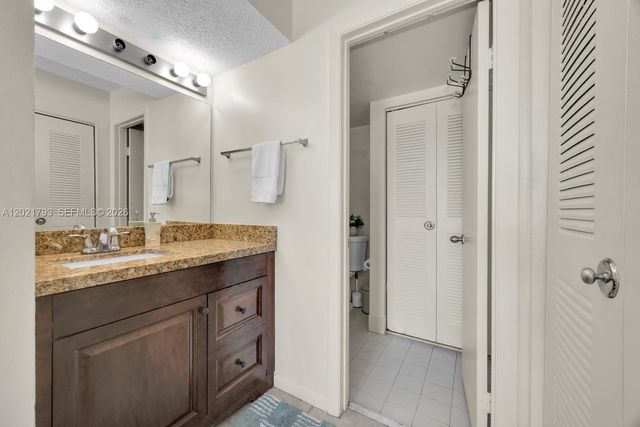 8670 SW 212th St 307, Cutler Bay, FL 33189
