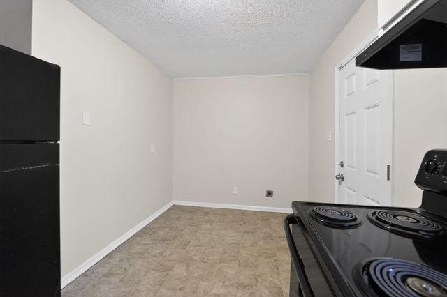 4689 RALEIGH-LAGRANGE RD, Memphis, TN 38128