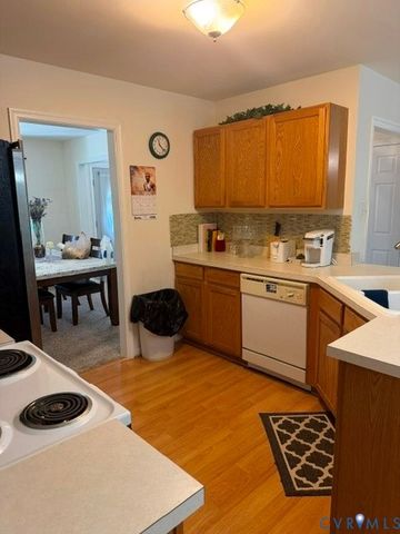 2072 Tuckers Landing Rd, North Chesterfield, VA 23236