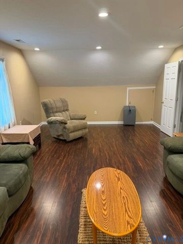 2072 Tuckers Landing Rd, North Chesterfield, VA 23236