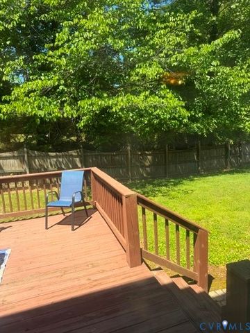 2072 Tuckers Landing Rd, North Chesterfield, VA 23236