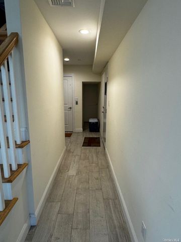 621 E Olive Street 2, Long Beach, NY 11561