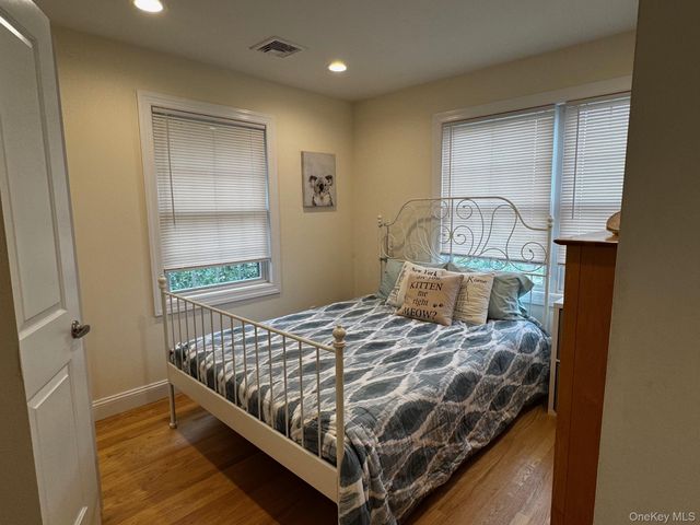 621 E Olive Street 2, Long Beach, NY 11561