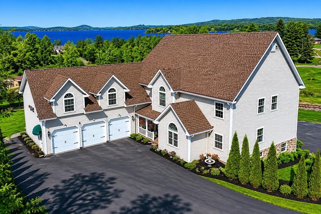 29 Campbell Road, Newport City, VT 05855