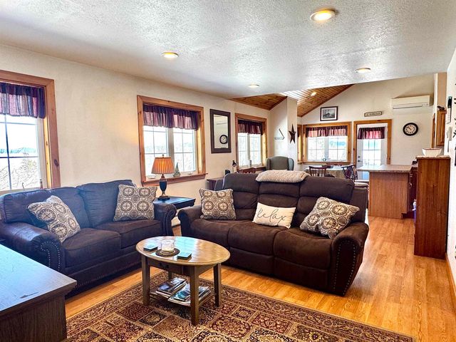 29 Campbell Road, Newport City, VT 05855
