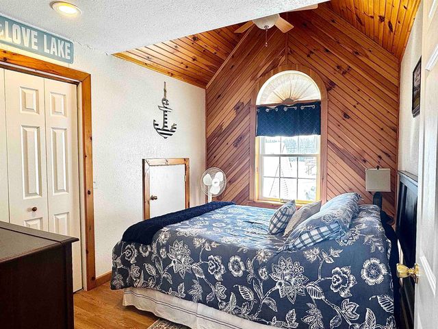 29 Campbell Road, Newport City, VT 05855