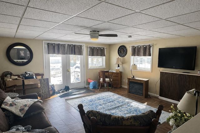 29 Campbell Road, Newport City, VT 05855