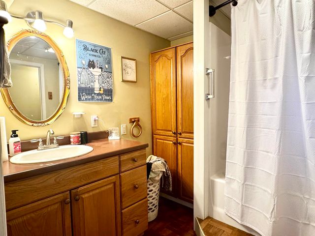 29 Campbell Road, Newport City, VT 05855