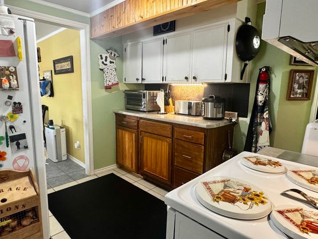 29 Campbell Road, Newport City, VT 05855