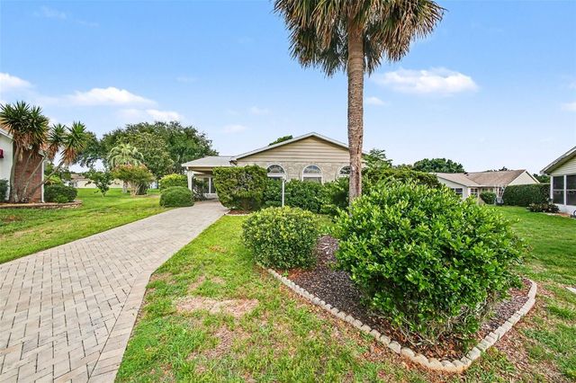 1204 MARIA COURT, Lady Lake, FL 32159