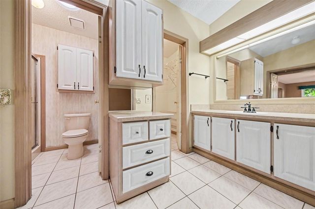 1204 MARIA COURT, Lady Lake, FL 32159