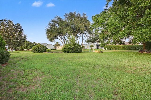 1204 MARIA COURT, Lady Lake, FL 32159