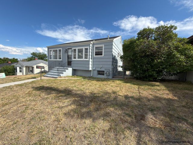 1839 E PERSHING BLVD, Cheyenne, WY 82001