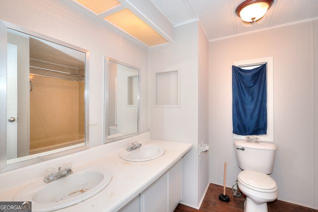 1210 Lee Peters Road, Loganville, GA 30052