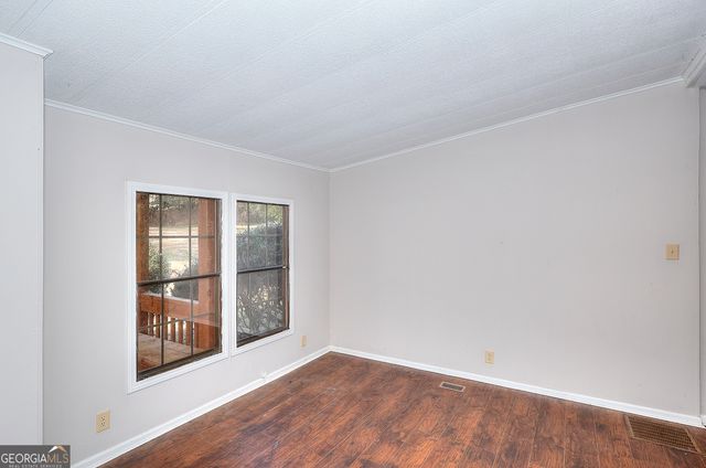 1210 Lee Peters Road, Loganville, GA 30052