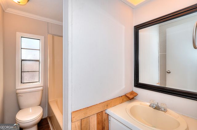 1210 Lee Peters Road, Loganville, GA 30052