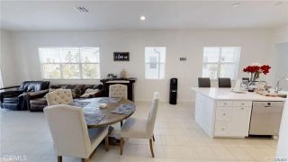 195 Follyhatch, Irvine, CA 92618