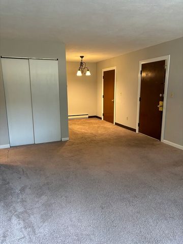 135 Winthrop St 1B, Framingham, MA 01702